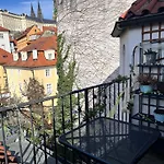 Apartman Mala Strana -Piece And Quiet